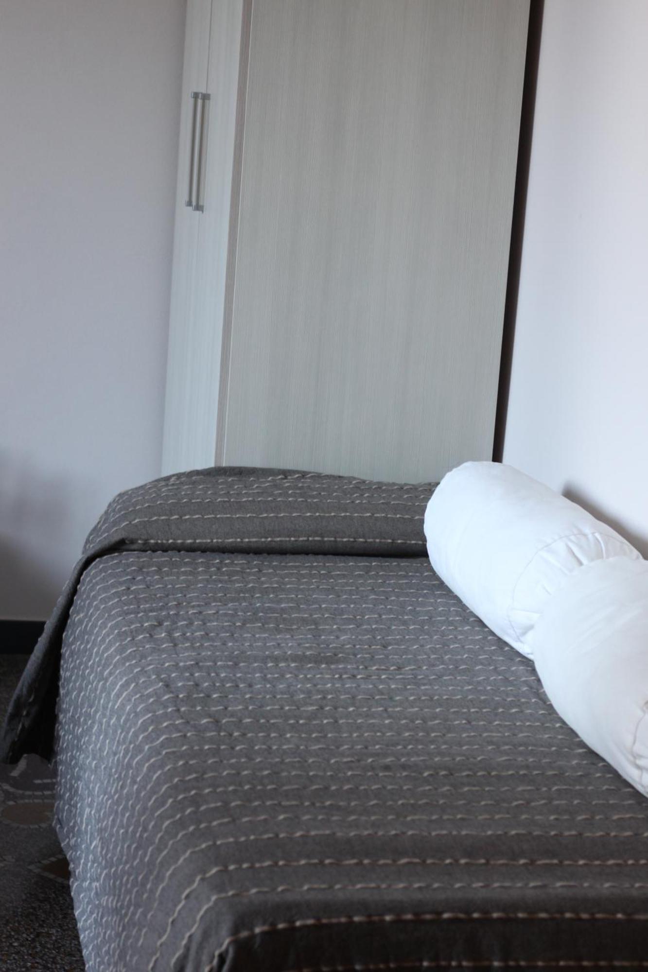 Cernaia 42 Bed & Breakfast La Spezia